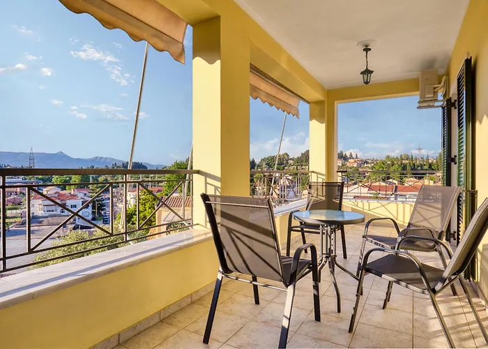 Mi Casa - Serene Garden Retreat, 2 Bedroom House Hébergement de vacances Corfu (city)