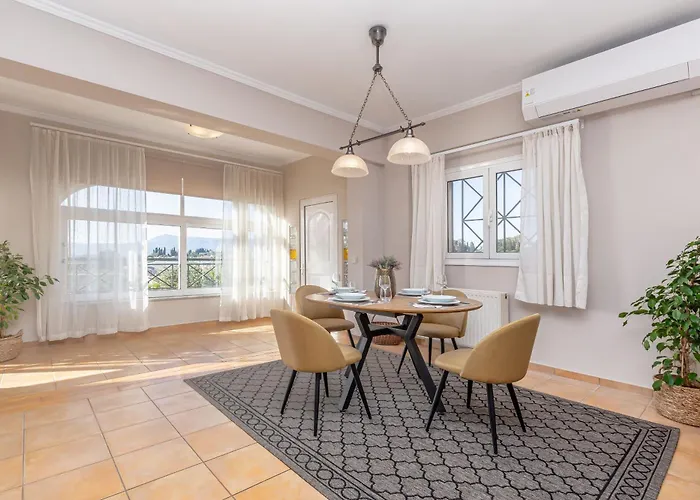 Mi Casa - Serene Garden Retreat, 2 Bedroom House