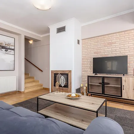 Mi Casa - Serene Garden Retreat, 2 Bedroom House Hébergement de vacances Corfu (city)