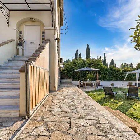 Mi Casa - Serene Garden Retreat, 2 Bedroom House Semesterbostad Corfu (city)