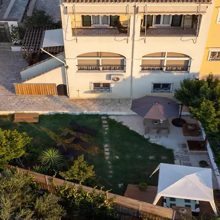 Hébergement de vacances Mi Casa - Serene Garden Retreat, 2 Bedroom House Corfu (city)